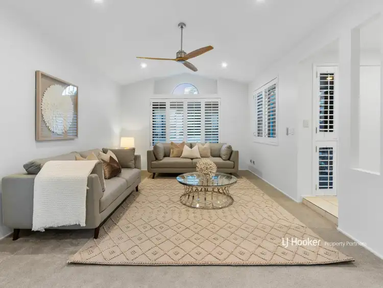 Second view of Homely house listing, 32 Windsor Place, Carindale QLD 4152