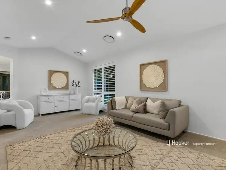 Third view of Homely house listing, 32 Windsor Place, Carindale QLD 4152