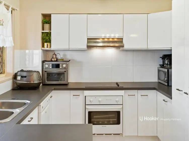 Sixth view of Homely townhouse listing, 24/2 Corella Place, Runcorn QLD 4113