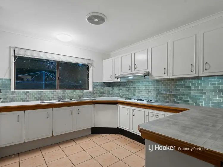 Fifth view of Homely house listing, 4 Erna Court, Sunnybank QLD 4109