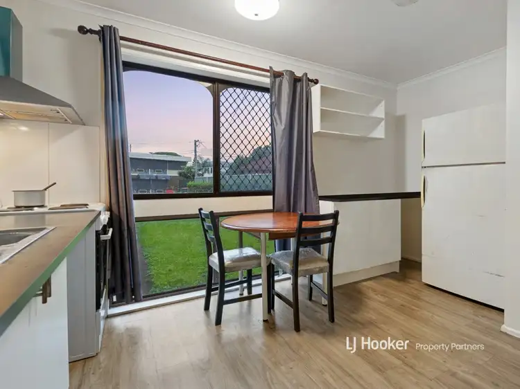Sixth view of Homely house listing, 4 Erna Court, Sunnybank QLD 4109