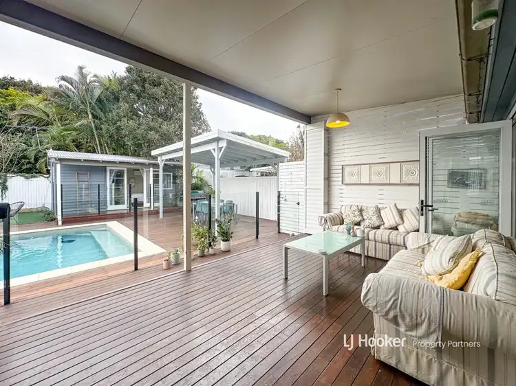 10 Todd Street, Shorncliffe QLD 4017