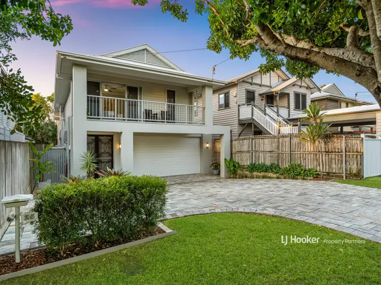 25 Carnation Road, Manly West QLD 4179