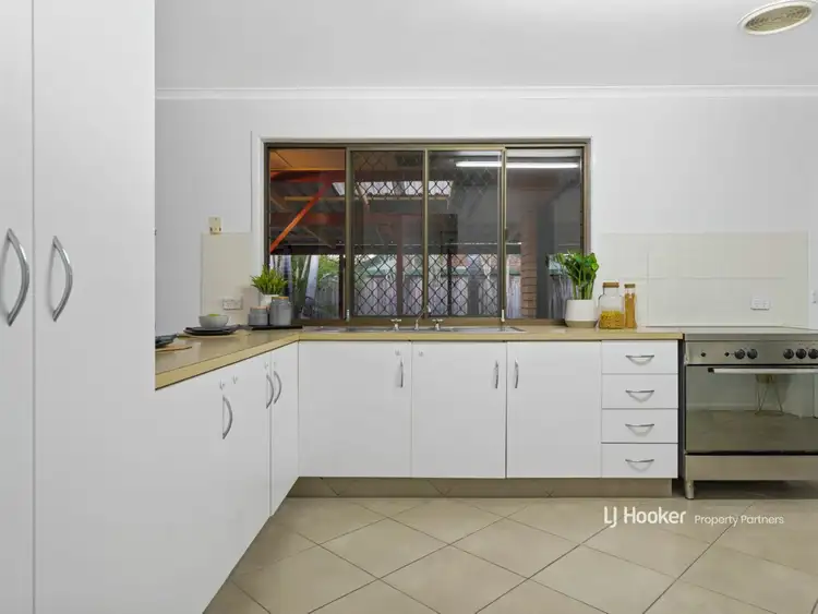 Sixth view of Homely house listing, 11 Zinnia Court, Runcorn QLD 4113