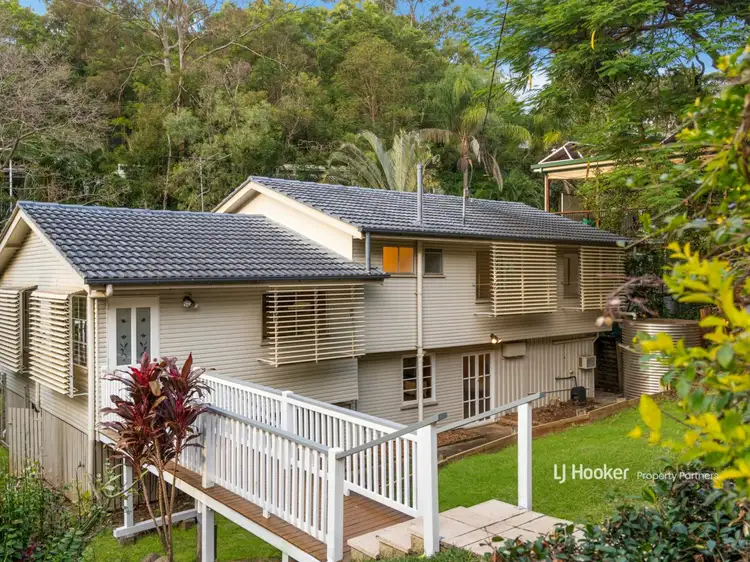 7 Odessa Street, Holland Park West QLD 4121