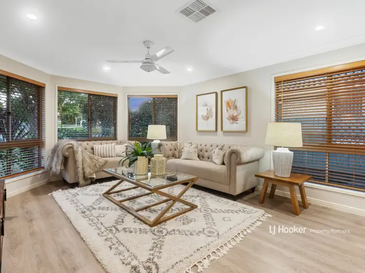 42 Bannockburn Crescent, Parkinson QLD 4115