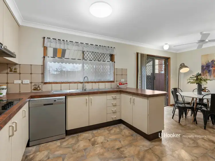 Sixth view of Homely house listing, 25 Oakleaf Street, Eight Mile Plains QLD 4113