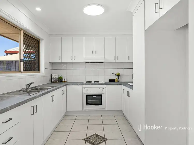 Third view of Homely townhouse listing, 31/9 Premworth Place, Runcorn QLD 4113