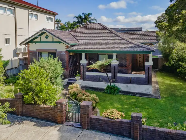 48 Russell Street, Russell Lea NSW 2046