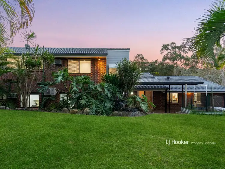 52 Trevallyan Drive, Daisy Hill QLD 4127