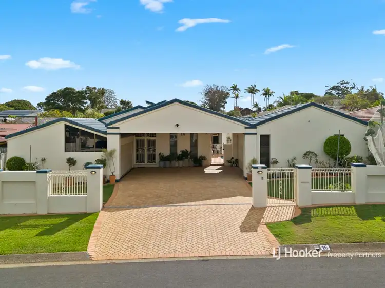 16 Lingle Street, Robertson QLD 4109