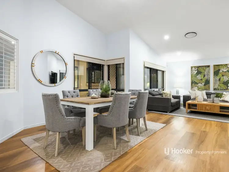 Fifth view of Homely house listing, 2 Lily Circuit, Kuraby QLD 4112