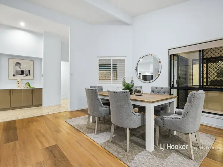 Sixth view of Homely house listing, 2 Lily Circuit, Kuraby QLD 4112