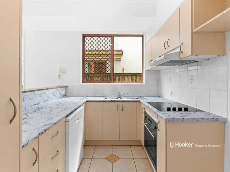 Sixth view of Homely townhouse listing, 13/52 Daw Road, Runcorn QLD 4113