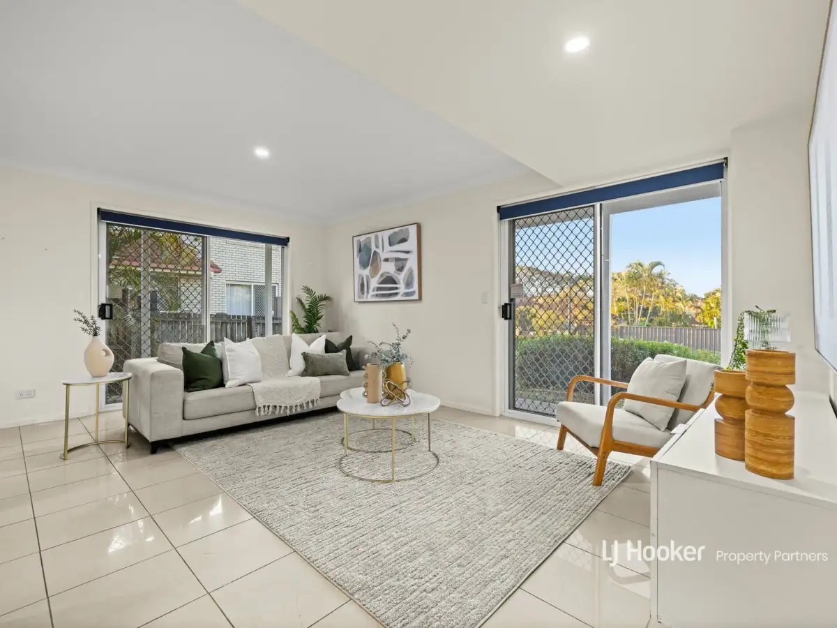 Main view of Homely house listing, 7 Vista Circuit, Runcorn QLD 4113