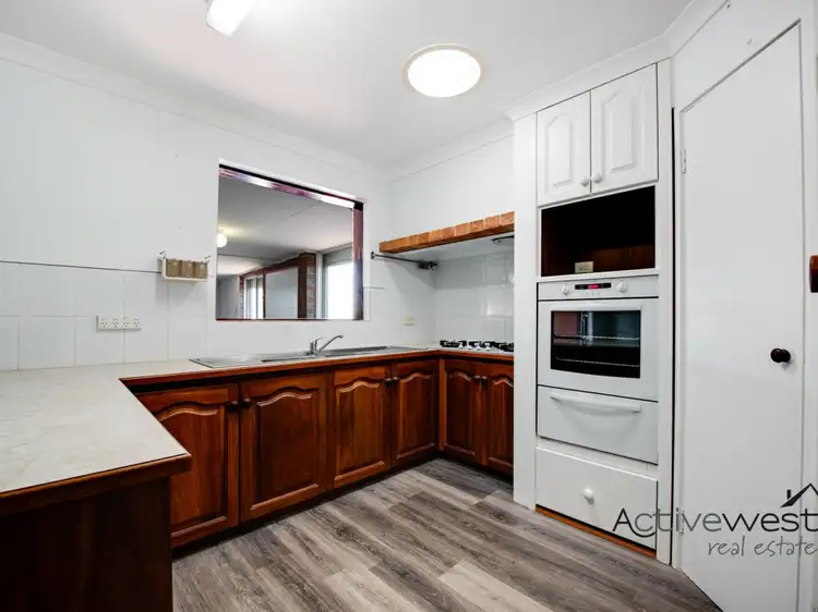 Second view of Homely house listing, 28 Glass Crescent, Mahomets Flats WA 6530