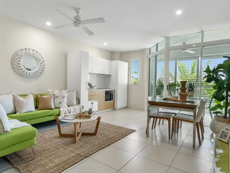 Second view of Homely unit listing, Unit 25/199-201 Lake Street, Cairns North QLD 4870
