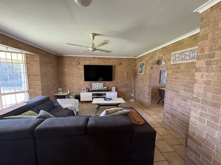 Third view of Homely house listing, 6 Pinyali Way, Waggrakine WA 6530