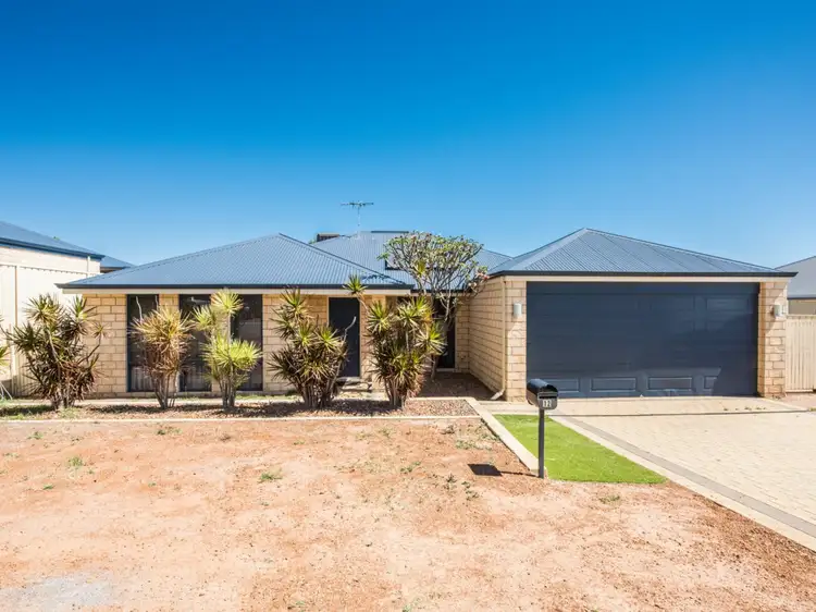 12 Coveside Way, Drummond Cove WA 6532