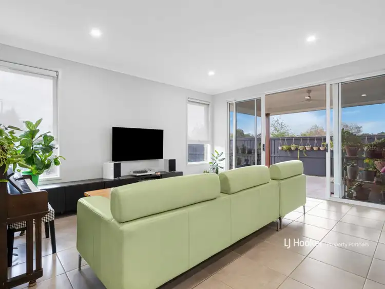 Sixth view of Homely house listing, 21 Applecross Place, Pallara QLD 4110