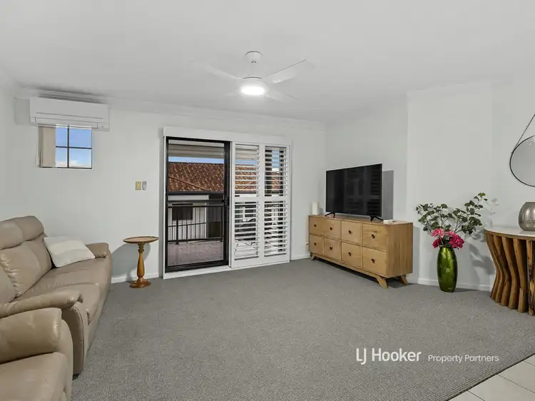 Fifth view of Homely flat listing, 10/11-15 Dansie Street, Greenslopes QLD 4120