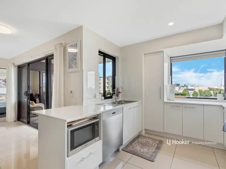 Sixth view of Homely apartment listing, 303/35 Kelburn Street, Upper Mount Gravatt QLD 4122