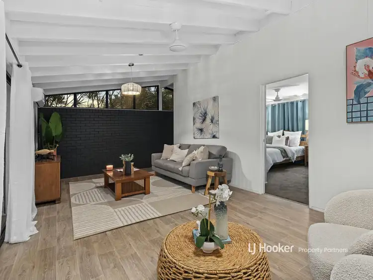 Third view of Homely house listing, 10 Banika Street, Mansfield QLD 4122