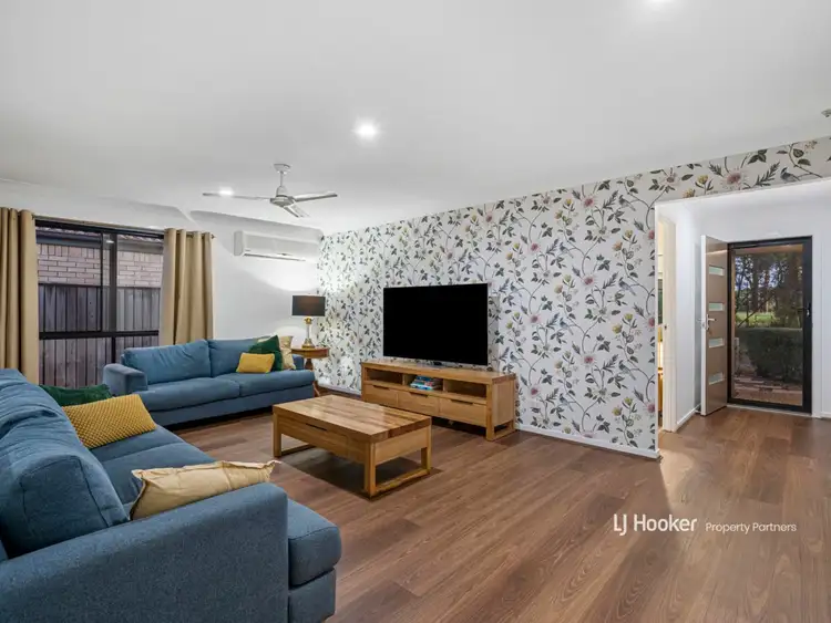 Second view of Homely house listing, 3 Golden Ash Court, Sunnybank Hills QLD 4109