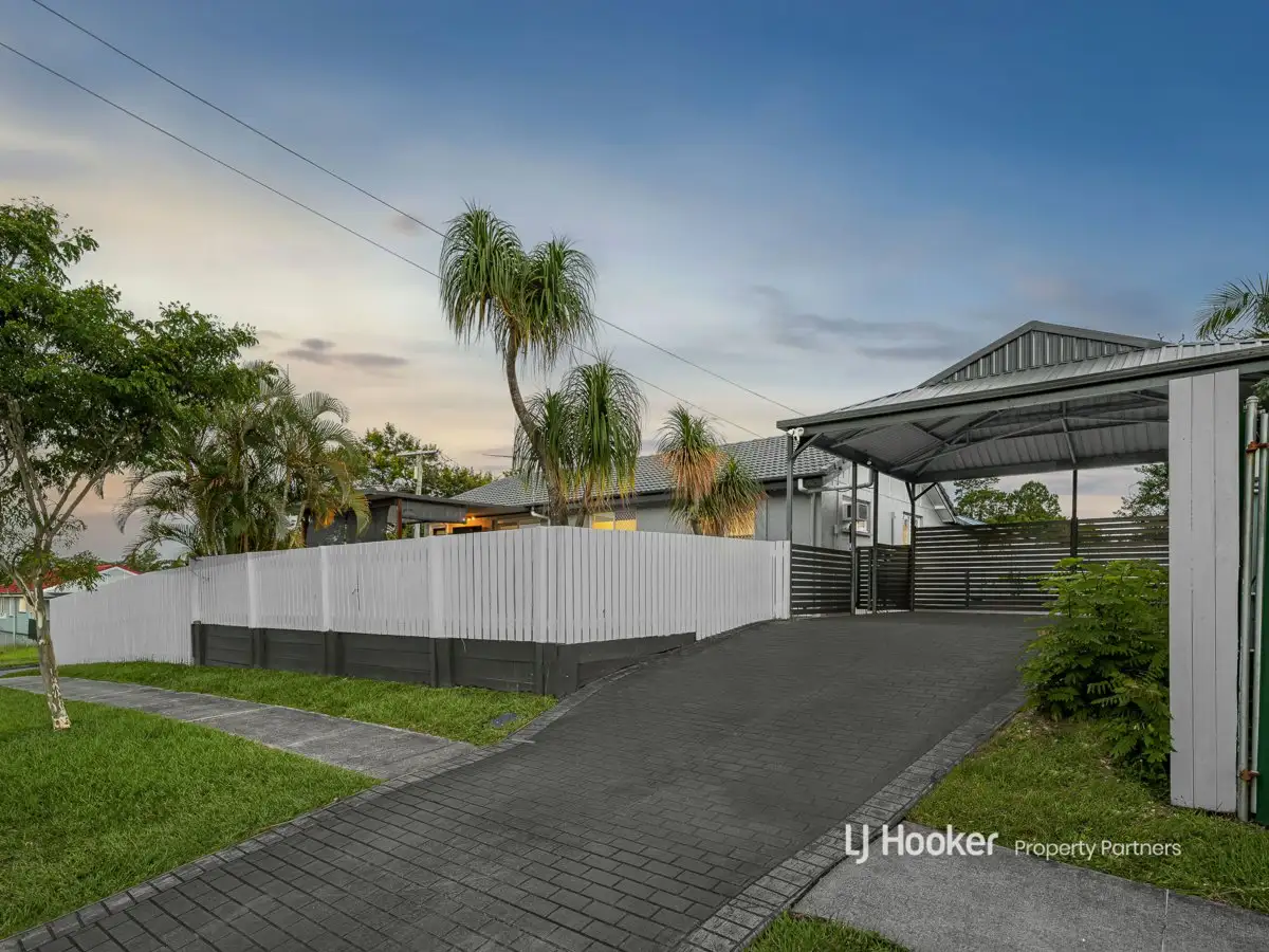 Main view of Homely house listing, 1 Tivela Street, Mansfield QLD 4122