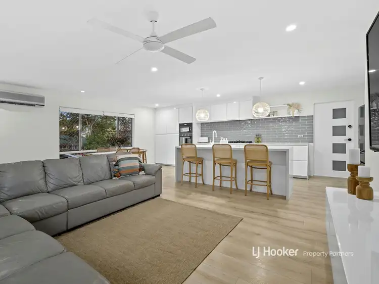 Fourth view of Homely house listing, 1 Tivela Street, Mansfield QLD 4122