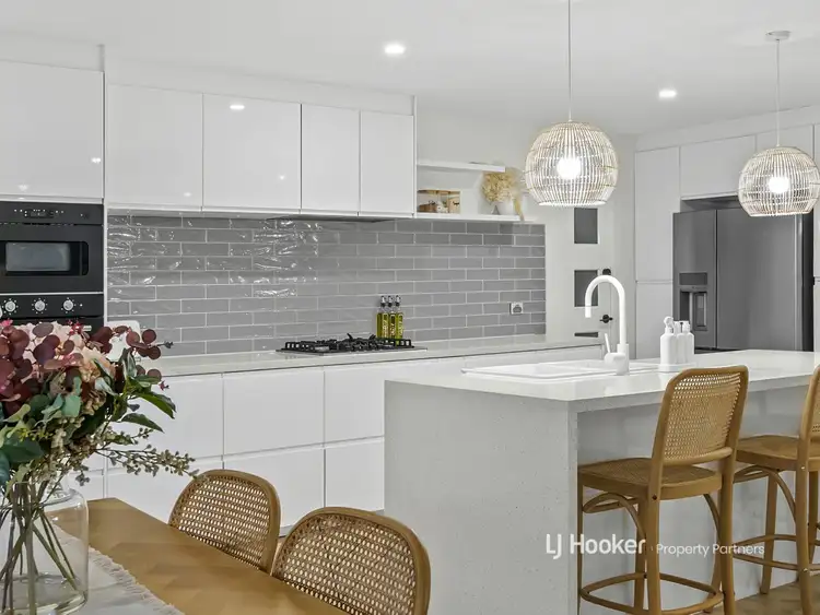 Sixth view of Homely house listing, 1 Tivela Street, Mansfield QLD 4122