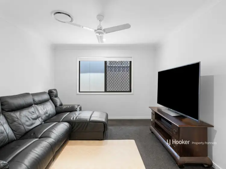 Sixth view of Homely house listing, 10 Heseltine Place, Pallara QLD 4110