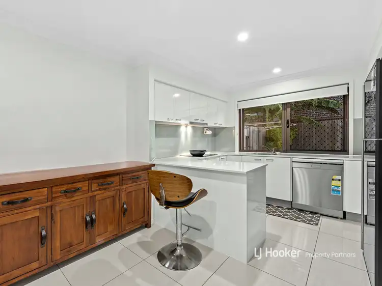 Sixth view of Homely townhouse listing, 2/25 Yarrawonga Street, Calamvale QLD 4116