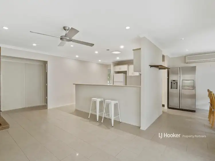Fifth view of Homely house listing, 48 Pinedale Crescent, Parkinson QLD 4115