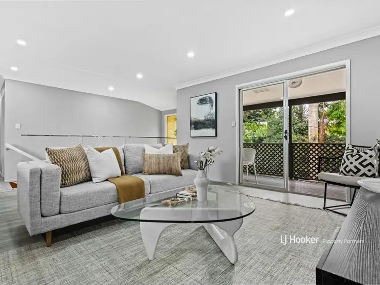 19 Mikaga Court, Woodridge QLD 4114