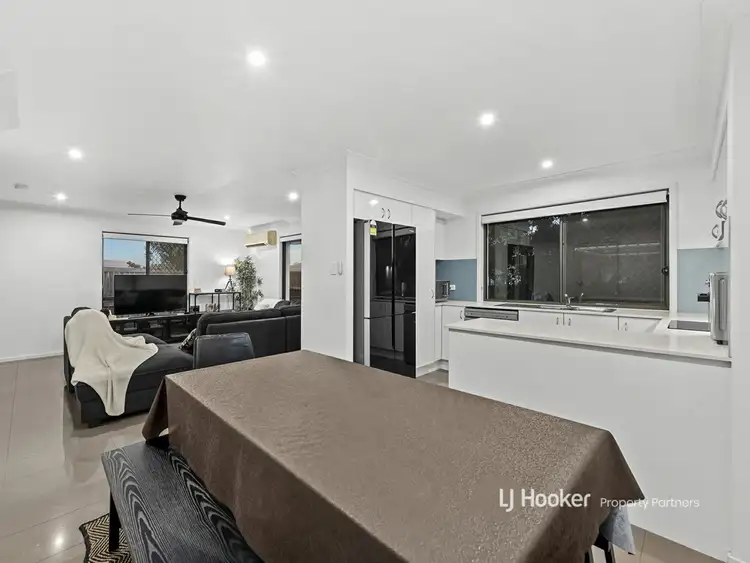 Fifth view of Homely townhouse listing, 18/30 Girraween Crescent, Parkinson QLD 4115