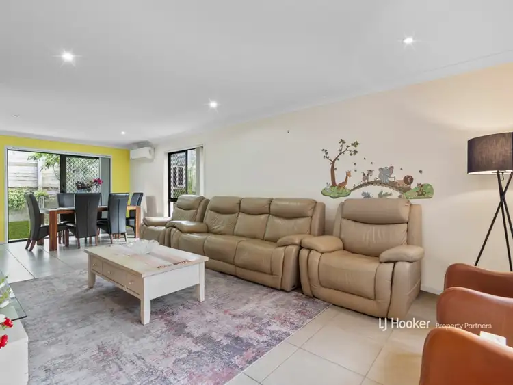 Fourth view of Homely townhouse listing, 8/88 Candytuft Place, Calamvale QLD 4116