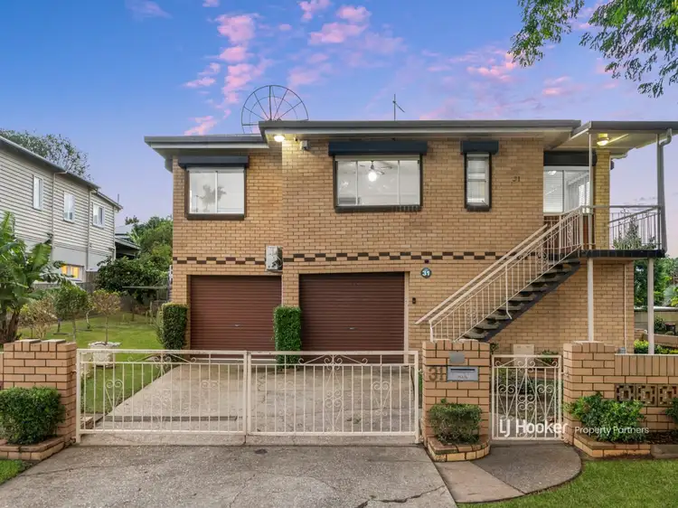 31 Clara Street, Annerley QLD 4103