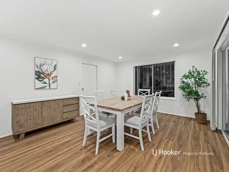 Fifth view of Homely house listing, 2 Freeman Place, Calamvale QLD 4116