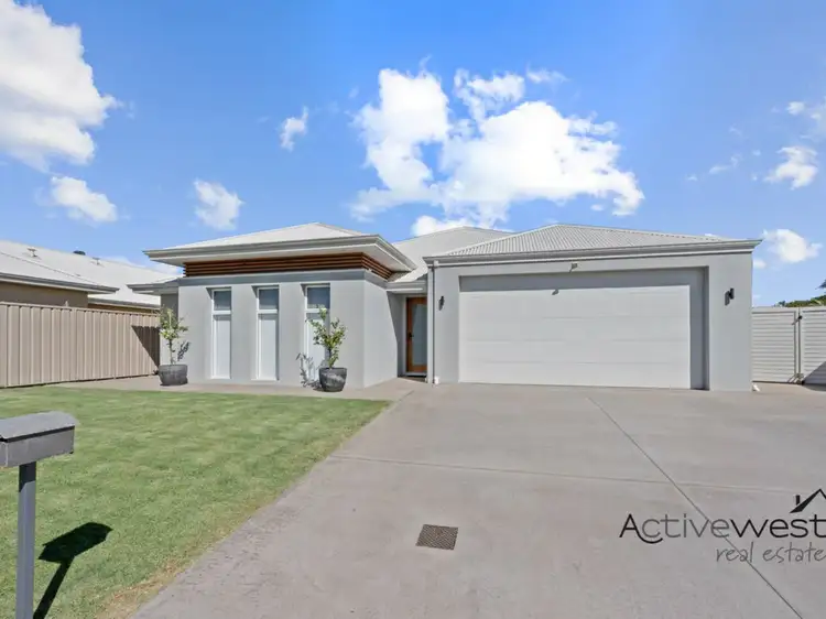 33 Bagley Crescent, Mount Tarcoola WA 6530