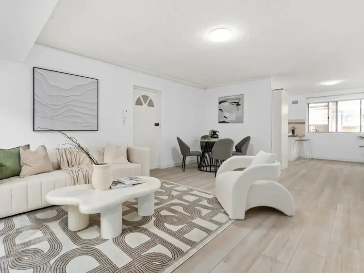 2/58 Kings Road
