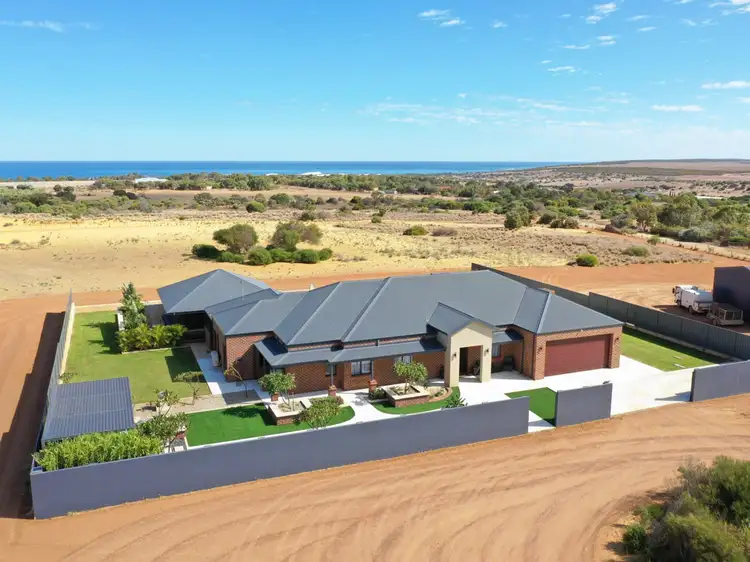 189 Parmelia Boulevard, White Peak WA 6532