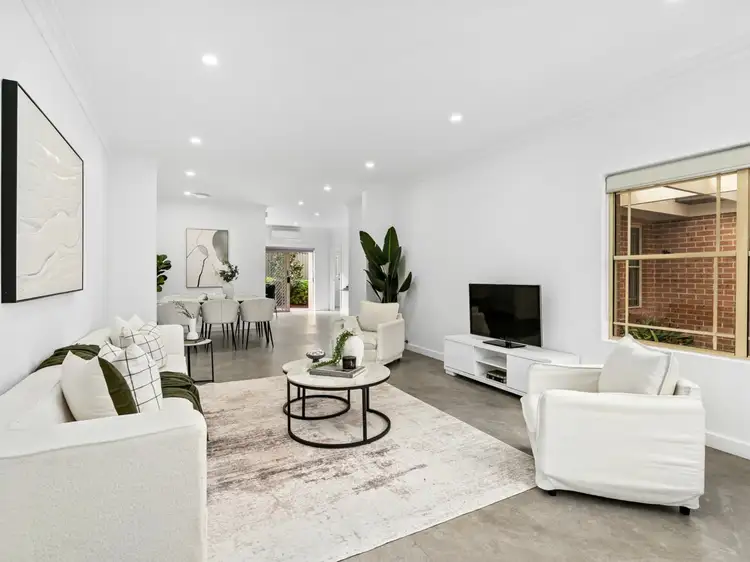 2/14 Albert Street