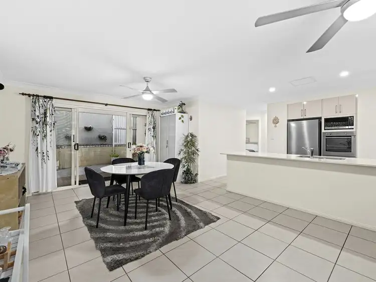 Second view of Homely townhouse listing, 3/2 Aminya Street, Mansfield QLD 4122