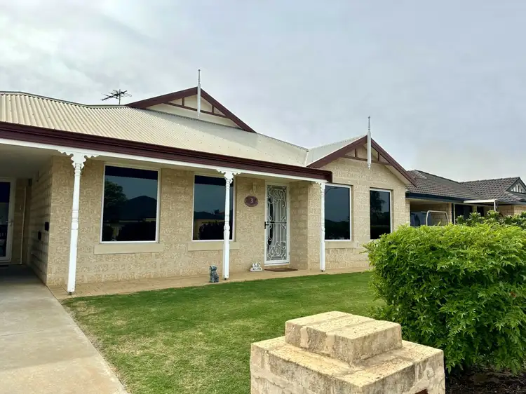 3 Sutherland Drive