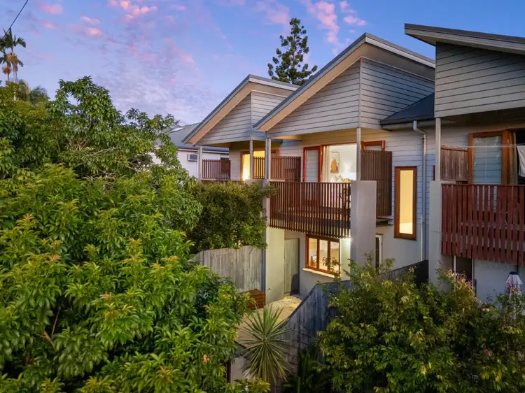 Second view of Homely townhouse listing, 2/25 Christensen St, Yeronga QLD 4104