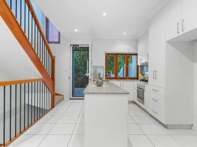 Sixth view of Homely townhouse listing, 2/25 Christensen St, Yeronga QLD 4104