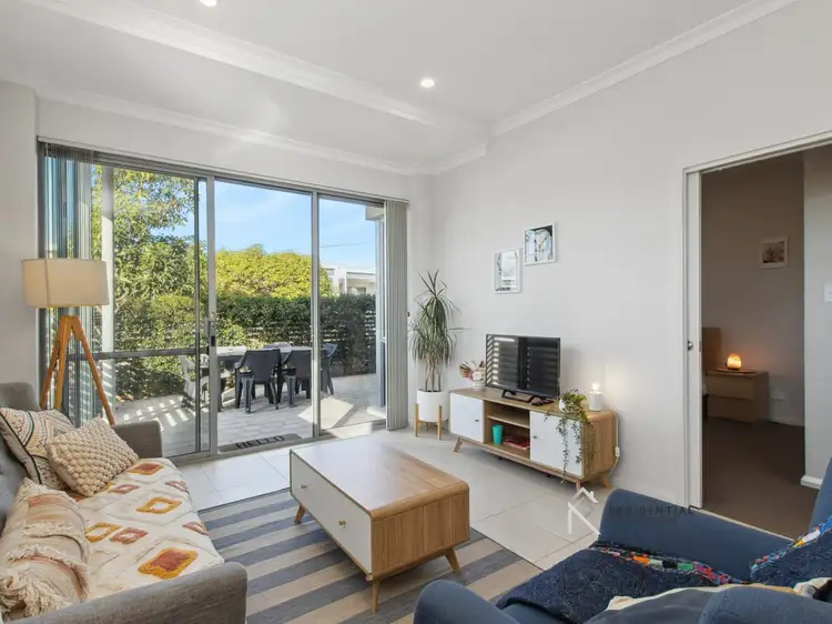2/2 De Grey Street, Innaloo WA 6018