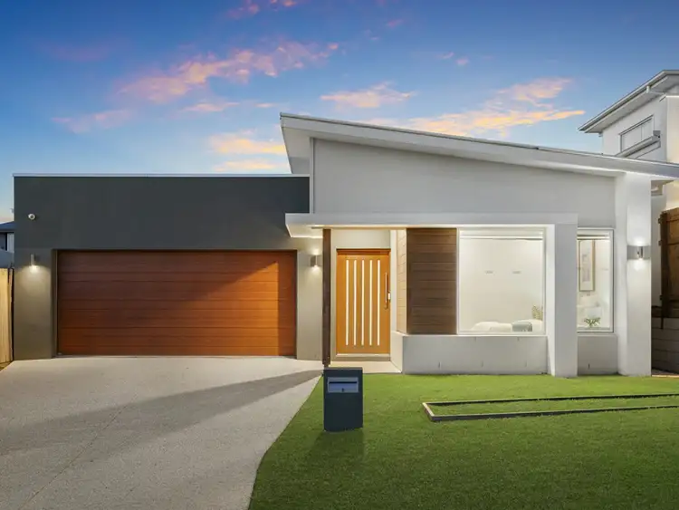 Second view of Homely house listing, 8 Viewpoint Street, Pallara QLD 4110