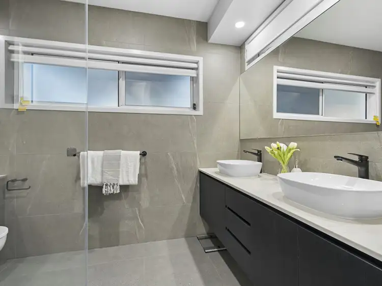 Sixth view of Homely house listing, 8 Viewpoint Street, Pallara QLD 4110